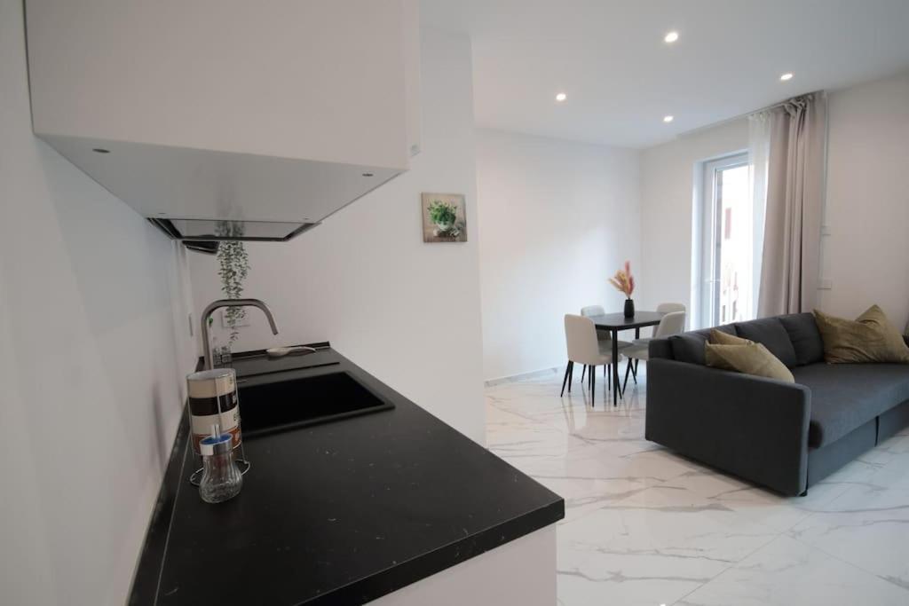 Chiaia Arcoleo House - Sofia Lejlighed Napoli Eksteriør billede